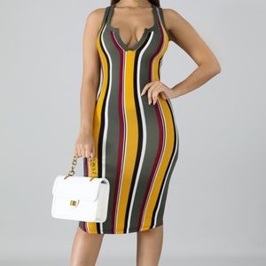 ** PRE ORDER ** BEAUTIFUL DRESS FOR THE SUMMER !!